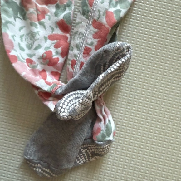 Burt's Bees|FREE w kids purchase,Baby girl Pink & Green Floral Footie pajamas••• - Picture 5 of 6